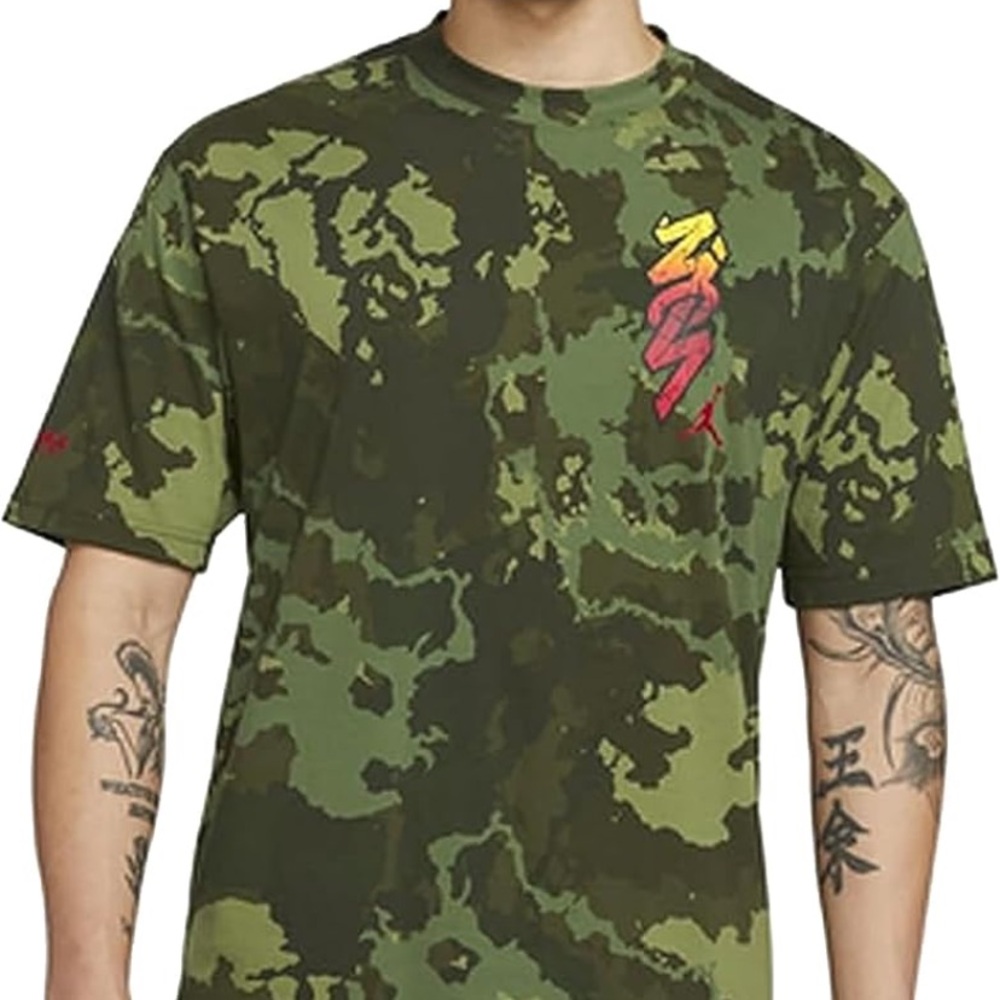 Men's Green Camouflage T-Shirt